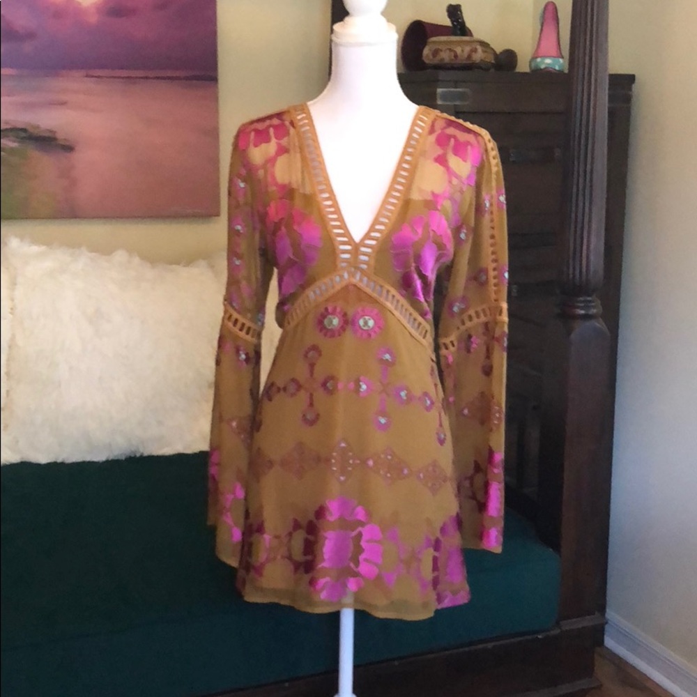 FOR LOVE & LEMONS DRESS NEW WITH TAGS